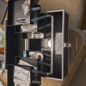 Lavish Lashes Hard Case Essentials Kit (Read Description)